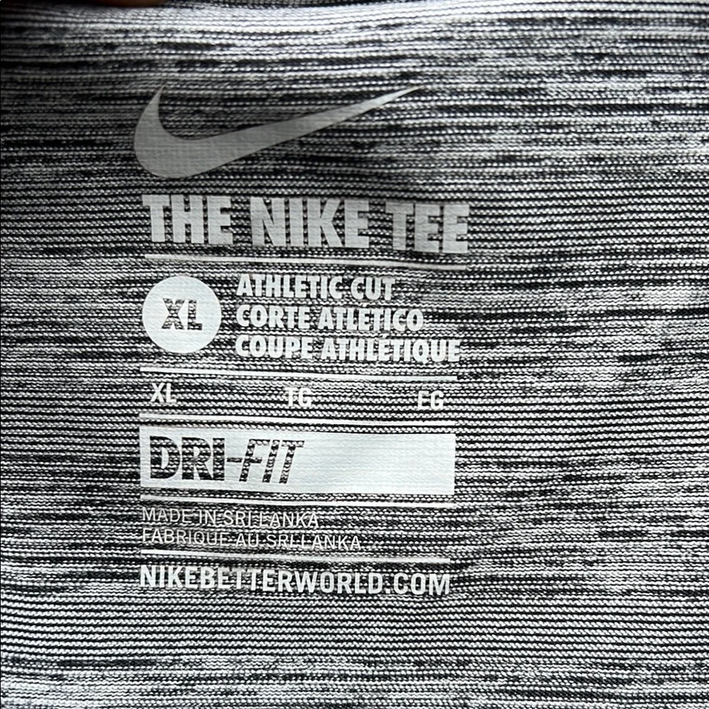 Nike Dri Fit Women's Gray V-Neck Top Size‎ XL